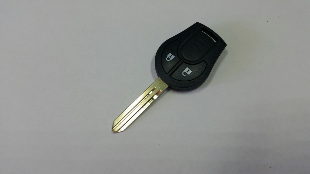 NISSAN - 2 Tasti - PCF 7936
